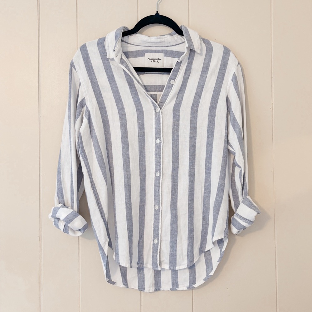 Abercrombie & Fitch Blue & White Striped Relaxed Poplin Shirt